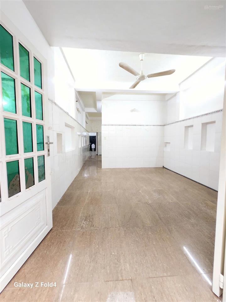 Cho thuê nhà nguyên căn hẻm xe ba gác 62 lâm văn bền, quận 7 giá thuê 10 triệu
