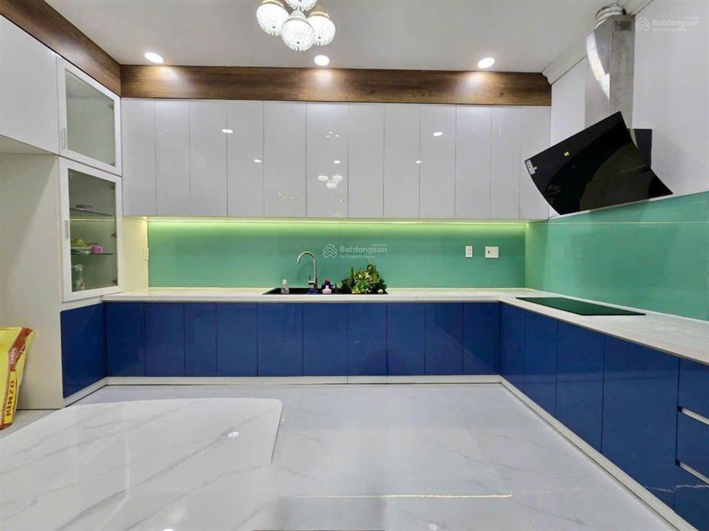 Bán nhà hẻm 88/69 đường nguyễn văn quỳ, quận 7, giá 7,2 tỷ, 4x16m, 4 tầng