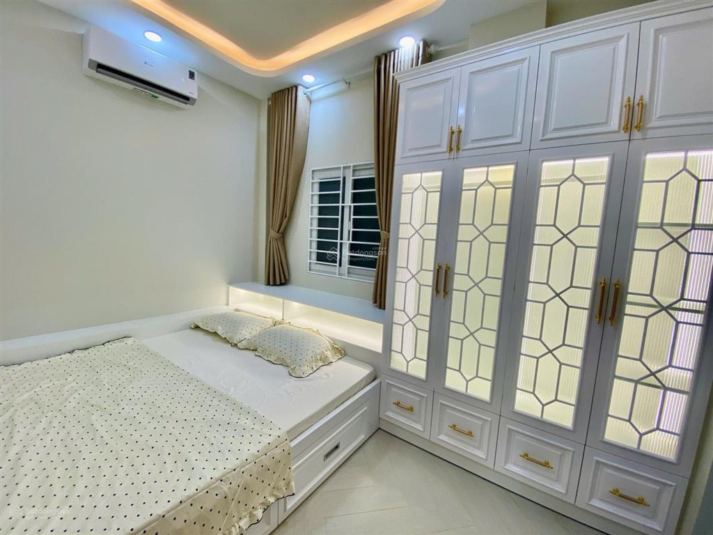 Bán nhà cách hẻm xe hơi 10m (hẻm 3m trước nhà) thiết kế tân cổ điển sang trọng
