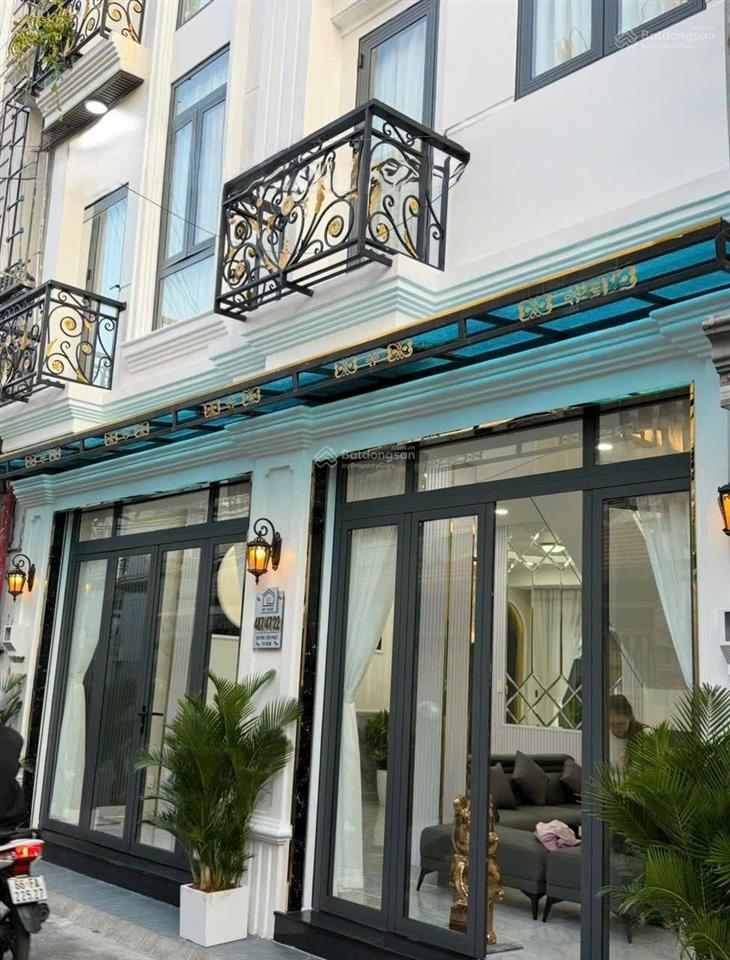 Bán nhà hxh 487 huỳnh tấn phát, vị trí cực vip!
dt sàn 42m2 xd trệt 3 lầu st