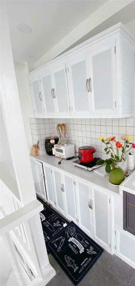 Bán nhà mt đường số 47  lâm văn bền  q7. có hợp đồng thuê 18tr/th.
giá 5ty8 thương lượng