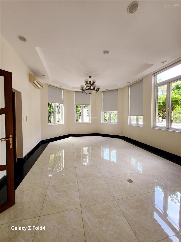 Bán biệt thự view sông căn gốc compound cityland quận 7 giá tốt thị trường