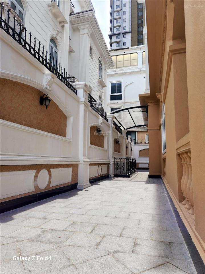 Bán biệt thự view sông căn gốc compound cityland quận 7 giá tốt thị trường