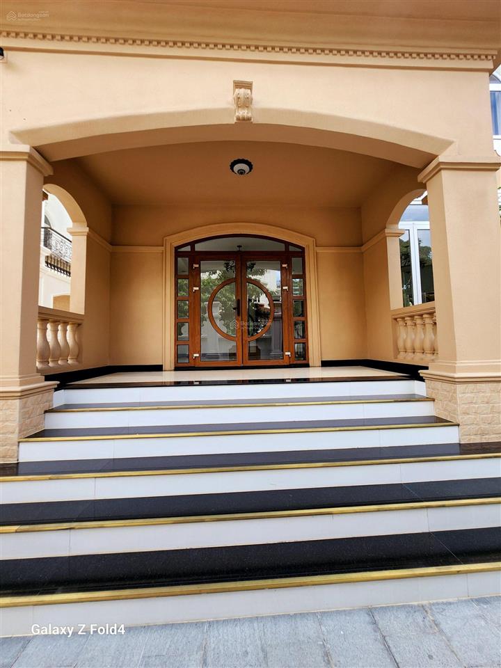 Bán biệt thự view sông căn gốc compound cityland quận 7 giá tốt thị trường