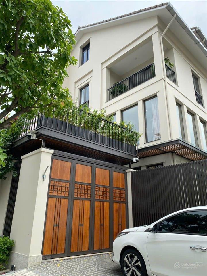 Bán biệt thự góc 2 mặt tiền sát vincom nam long trần trọng cung dt 12m x 24m