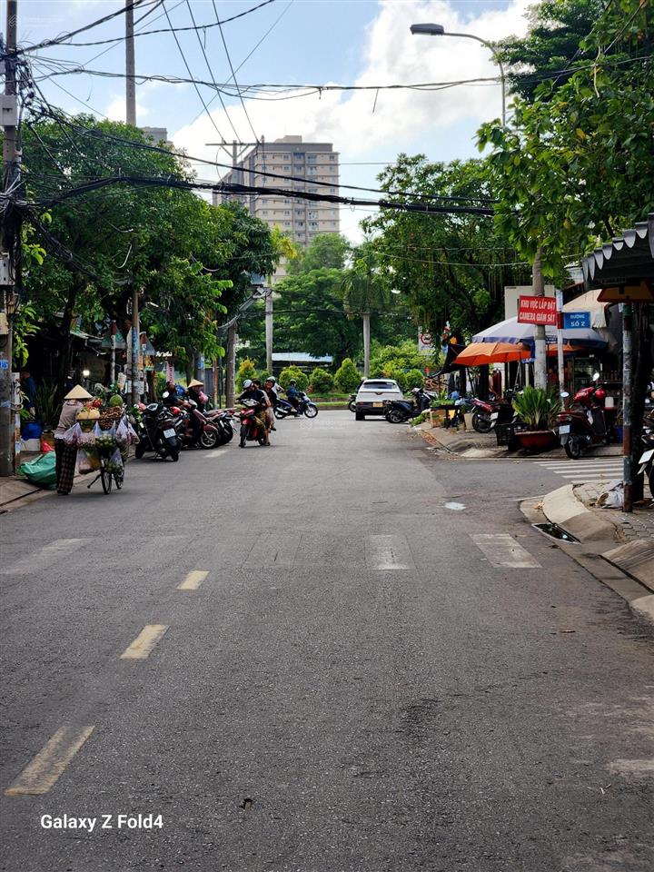 Cho thuê nhà building q7 hoàng quốc việt, p. phú thuận, quận 7