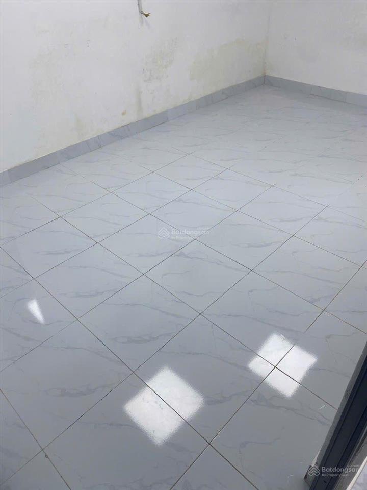 Cho thuê nhà mặt tiền đường số 12 p tân quy q7 diện tích 4x20m nhà cấp 4, 1 phòng ngủ