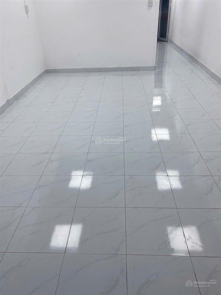 Cho thuê nhà mặt tiền đường số 12 p tân quy q7 diện tích 4x20m nhà cấp 4, 1 phòng ngủ