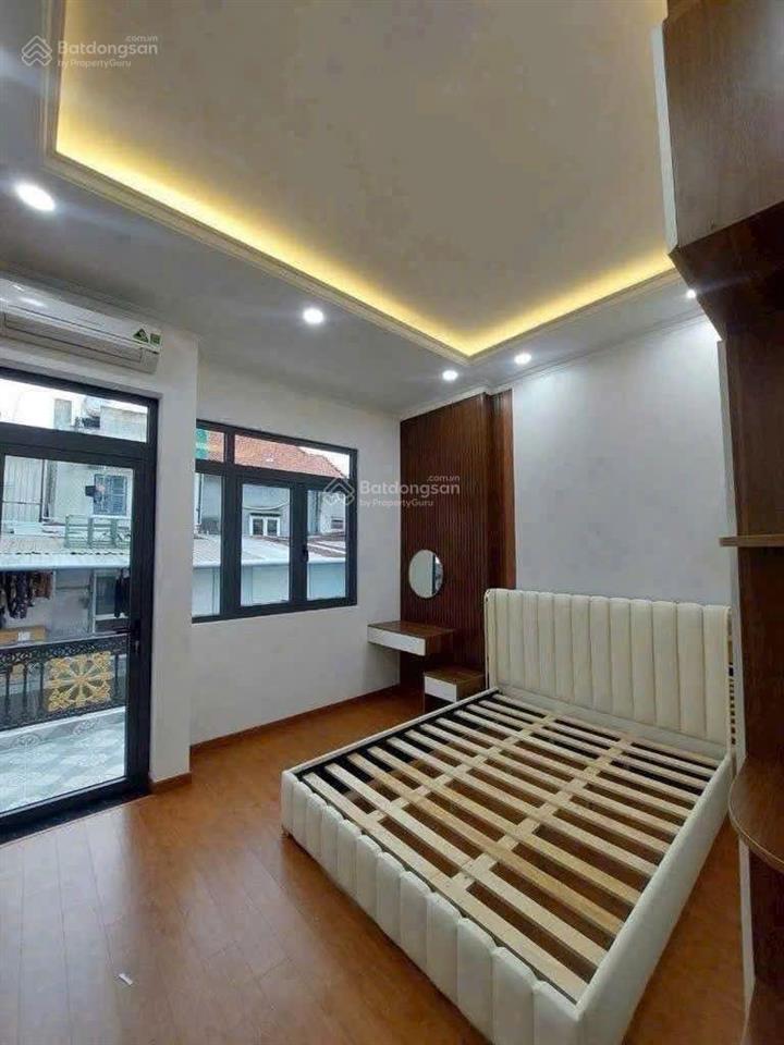 /heart/heart nhà cho thuê nguyên căn hẻm 118// nguyễn thị thập
nhà đẹp mới full nội thất