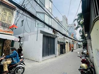 Bán nhà 2 mặt tiền hẻm xe hơi 793 trần xuân soạn khu kiều đàm p. tân hưng quận 7
diện tích 4x11