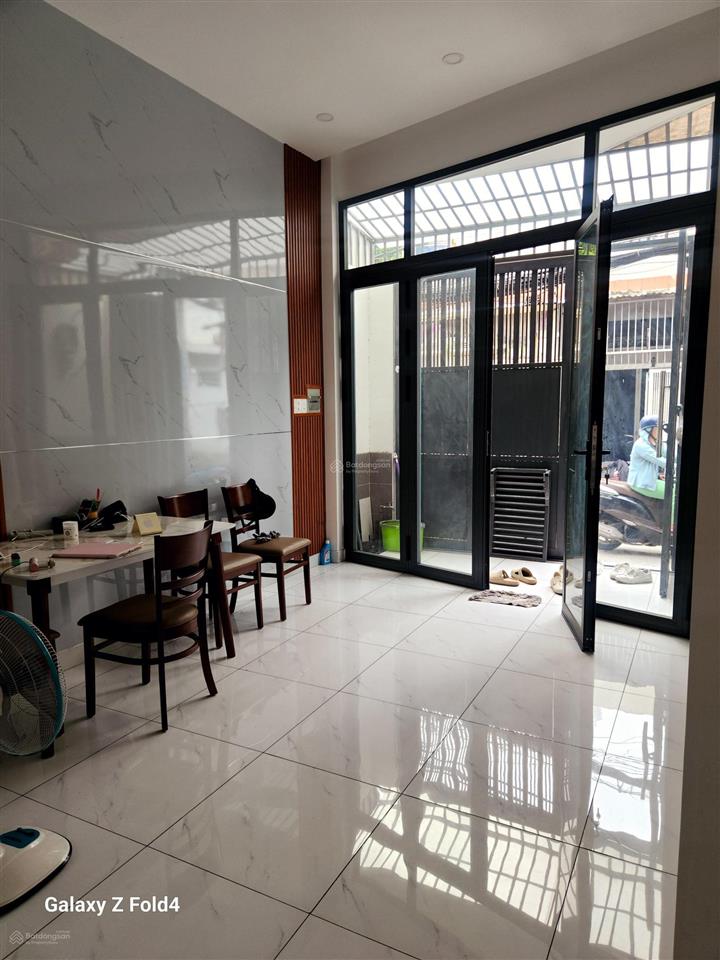 Bán nhà 2 mặt tiền hẻm xe hơi 793 trần xuân soạn khu kiều đàm p. tân hưng quận 7
diện tích 4x11