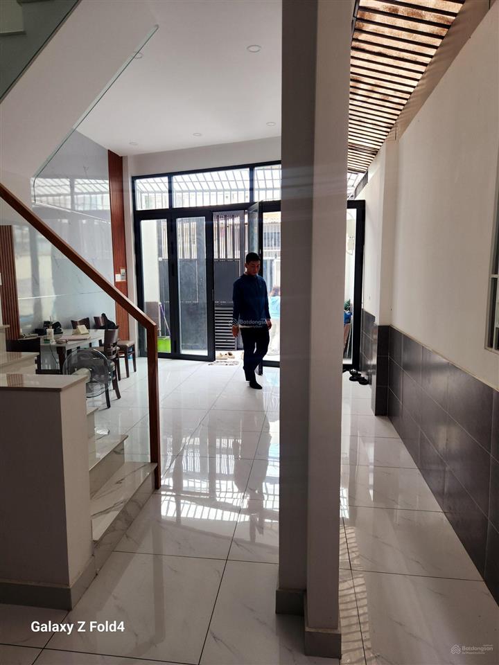 Bán nhà 2 mặt tiền hẻm xe hơi 793 trần xuân soạn khu kiều đàm p. tân hưng quận 7
diện tích 4x11