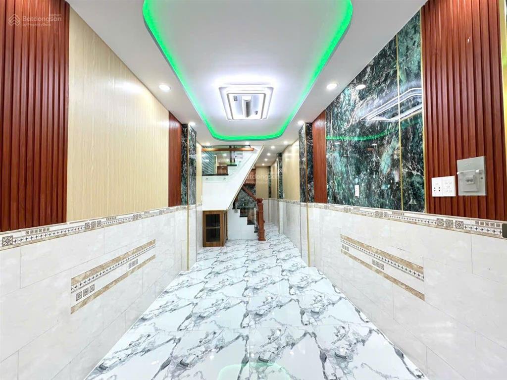 Giá tốt cho 1 sổ riêng hoàn công 3tỷ100tr