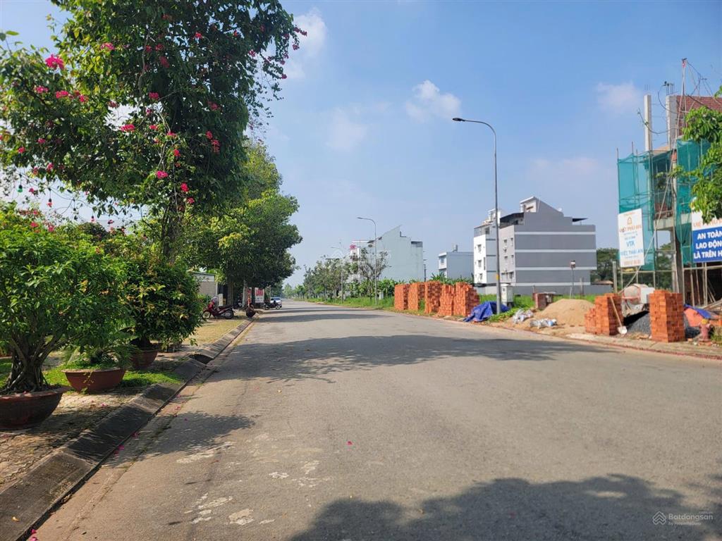 Hot! chỉ 1 lô nhà phố duy nhất kdc phú xuân vph, dt 6x21m, giá tốt 42 triệu,  0902 747 *** tuấn