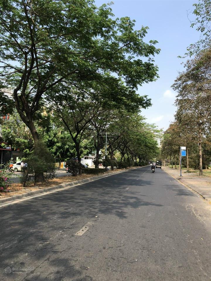 Hot! chỉ 1 lô duy nhất mt hoàng quốc việt, 6x22m, giá chỉ 22.5ty, mt đường 30m.  0902 747 ***