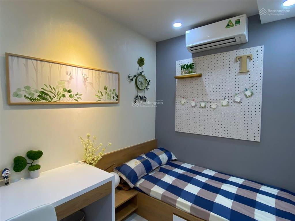 Bán căn hộ hàng hiếm tại valeo đầm sen  tân phú, dt 80m2, 2pn/2wc, 4tỷ5 sổ hồng.  0933 813 ***