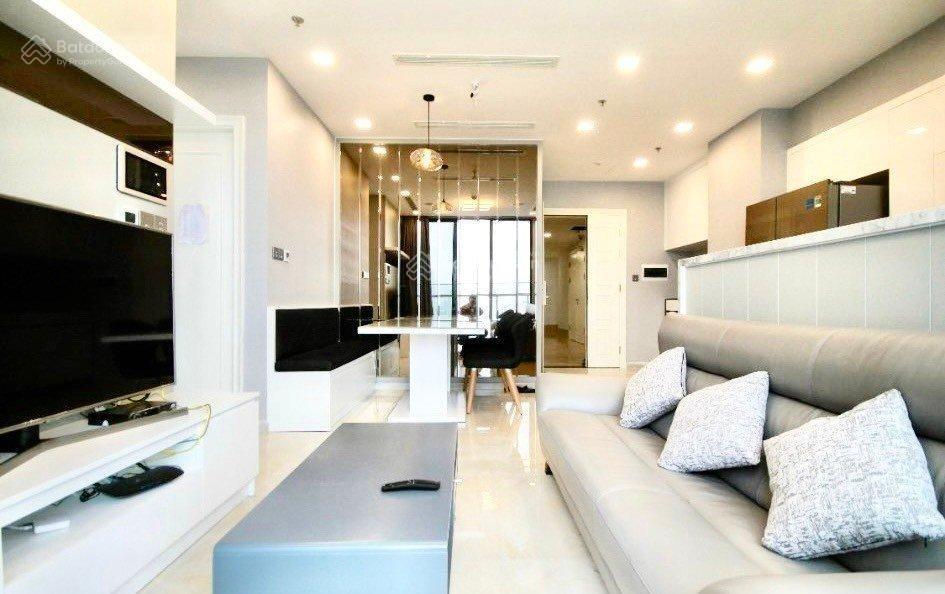 Cho thuê cc tại xi grand court, lý thường kiệt  q10, 15 triệu, 2pn, 2wc, nhà đẹp.  0933 813 ***