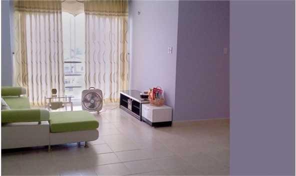 Cho thuê chung cư sacomreal  hòa bình dt 65m2. 2pn giá 8.8 tr/th  0909 563 *** hưng