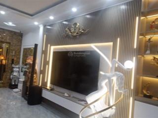 Bán nhà tương mai, 15,9 tỷ, 42m2, 3pn, 6 tầng, thang máy. nội thất tiền tỷ thiết bị thông minh