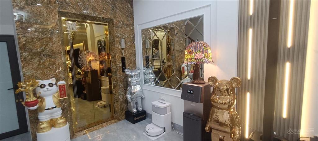 Bán nhà tương mai, 15,9 tỷ, 42m2, 3pn, 6 tầng, thang máy. nội thất tiền tỷ thiết bị thông minh
