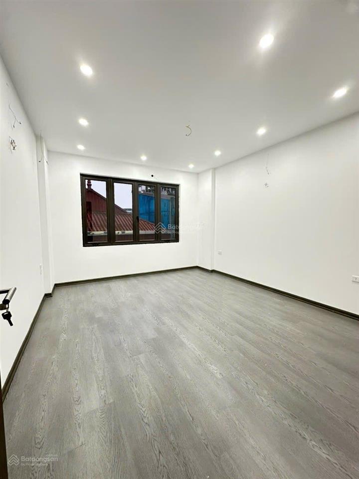 Bán nhà trần đại nghĩa 34m 5 tầng 9,1 tỷ dân xây . trung tâm bách  kinh  xây