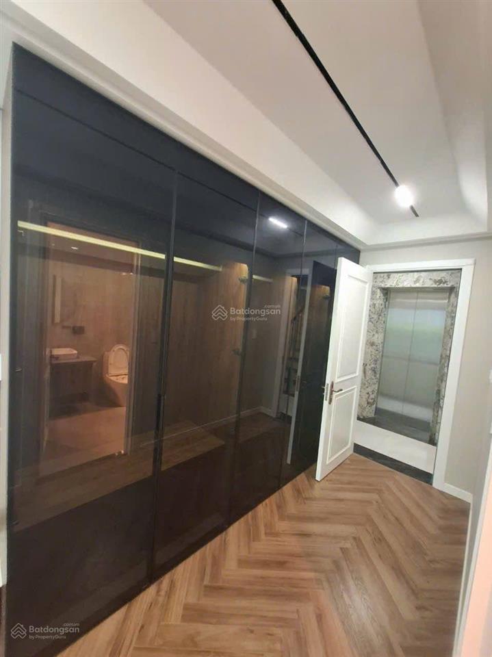 Bán nhà trương định 42m2 4 tầng dân xây mặt tiền vip 5.2m, 10,6 tỷ