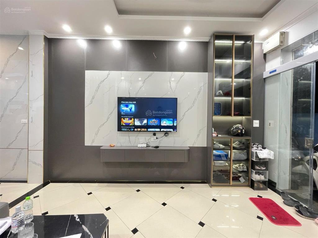 Bán trương định 1 nhà ra phố 40m 5 tầng mới đẹp long lanh full nội thất 13 tỷ