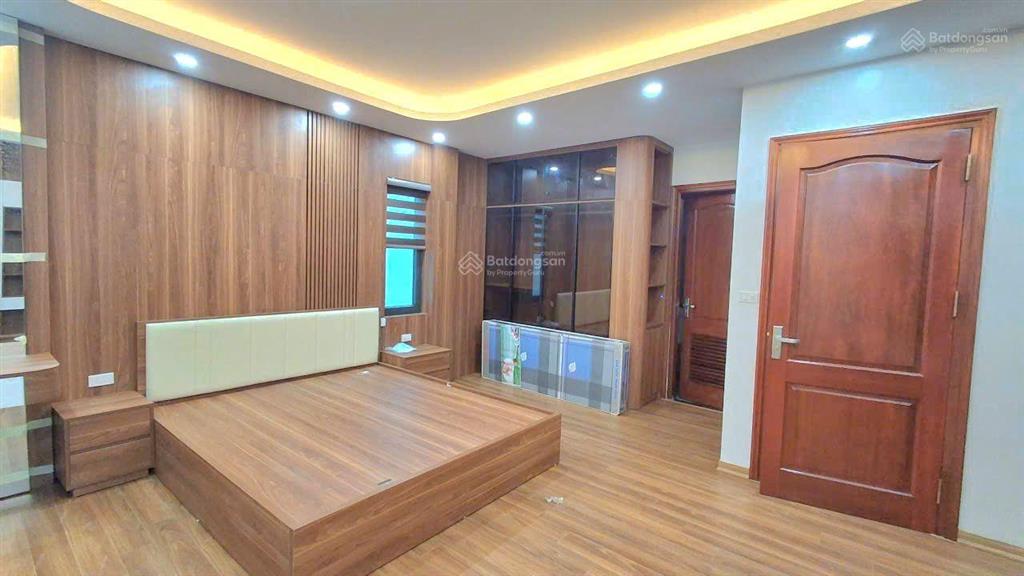Bán nhà nguyễn đức cảnh 9 tỷ, 30m2 5 tầng ô tô đỗ giao thương tấp nập tiện ích ngập tràn