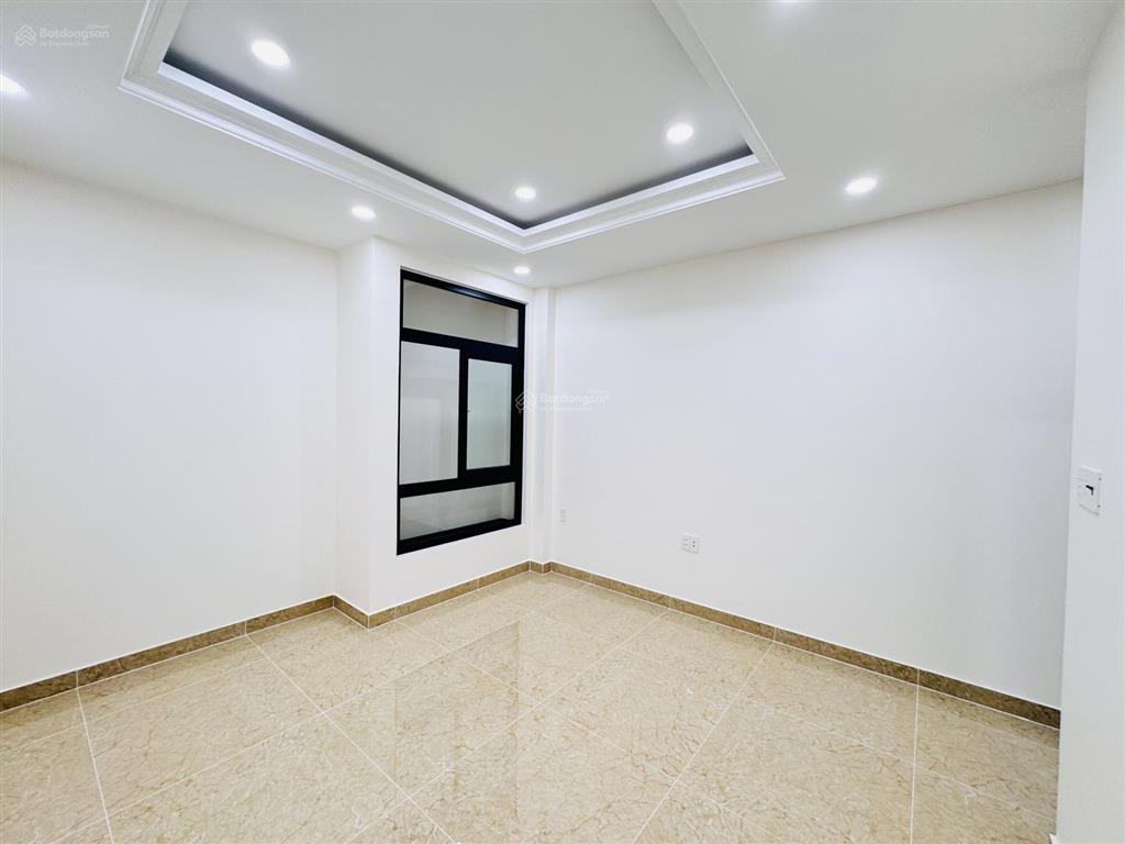 Bán nhà quốc lộ 13 gần sông sài gòn, vạn phúc city dọn vào ở ngay trước tết. đông nam mát mẻ