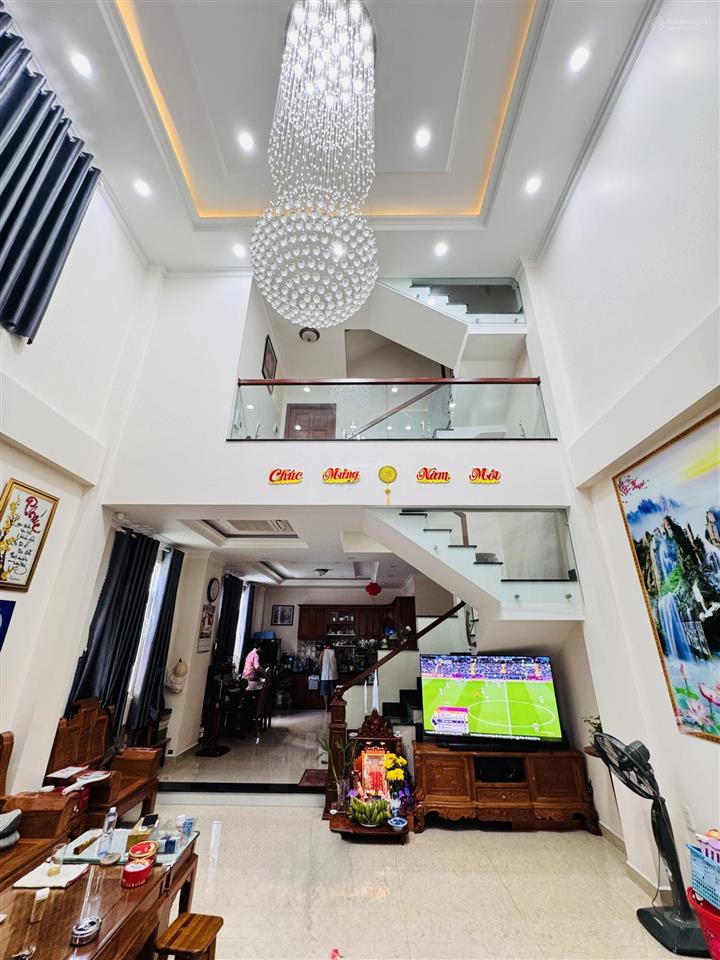 Căn góc 2 mặt tiền đường xe tải kinh doanh  gần gigamall phạm văn đồng, khu cán bộ bên sông