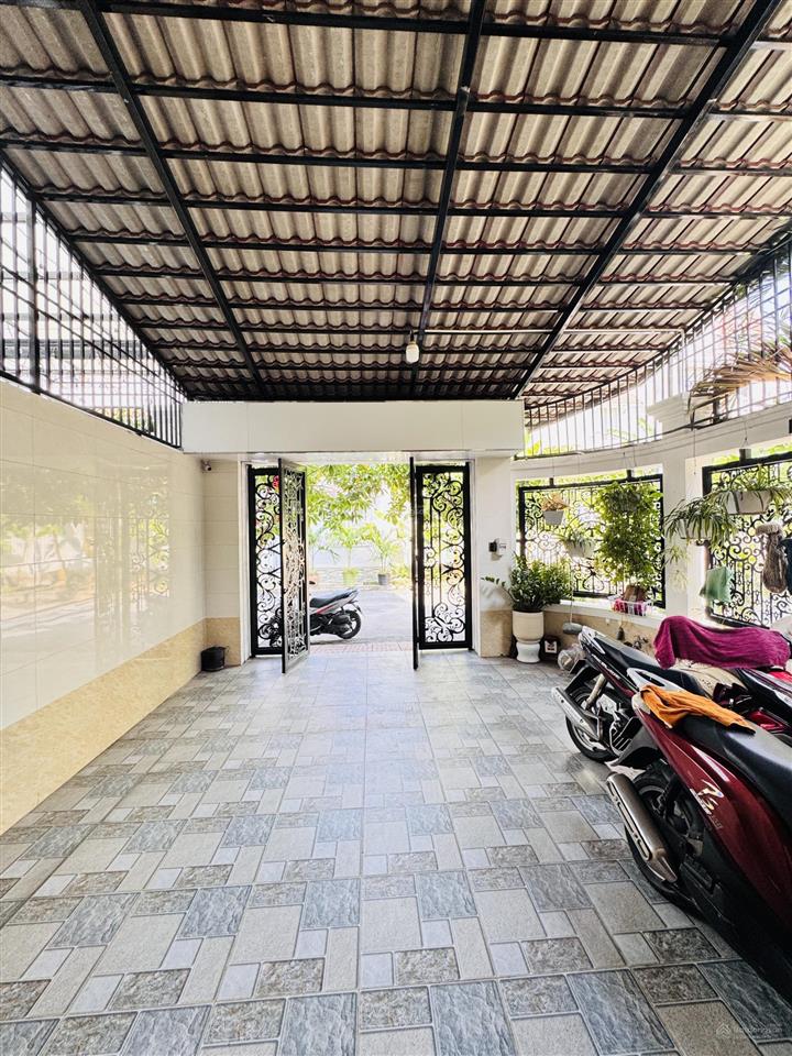 Căn góc 2 mặt tiền đường xe tải kinh doanh  gần gigamall phạm văn đồng, khu cán bộ bên sông