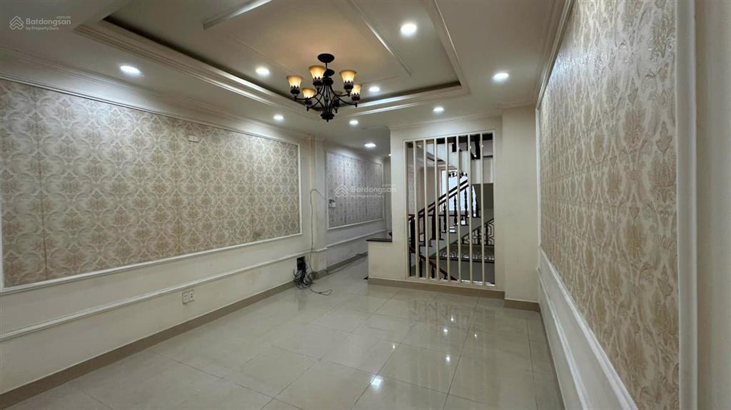 Bán nhà hiệp bình chánh gần đại học luật  vòng xoay phạm văn đồng sổ hồng riêng  đồng bộ dân trí