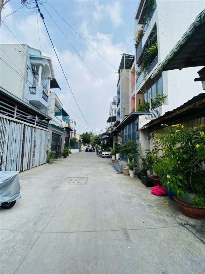 Bán đất hẻm ô tô quốc lộ 13, thủ đức. khu dân cư hiện hữu sổ hồng riêng hướng đông nam mát mẻ