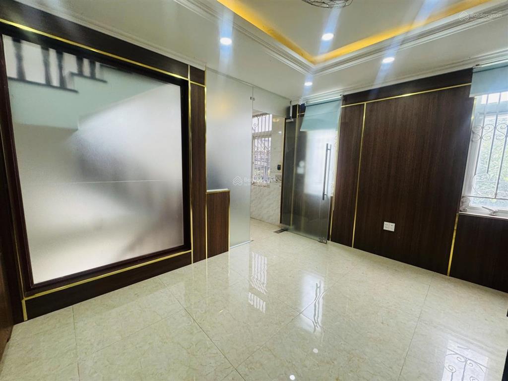 Bán nhà góc 2 mt đường số 17 gần gigamall phạm văn đồng. 5 tầng đúc btct, shr