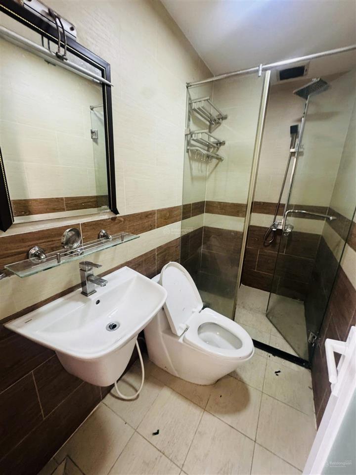 Bán nhà góc 2 mt đường số 17 gần gigamall phạm văn đồng. 5 tầng đúc btct, shr