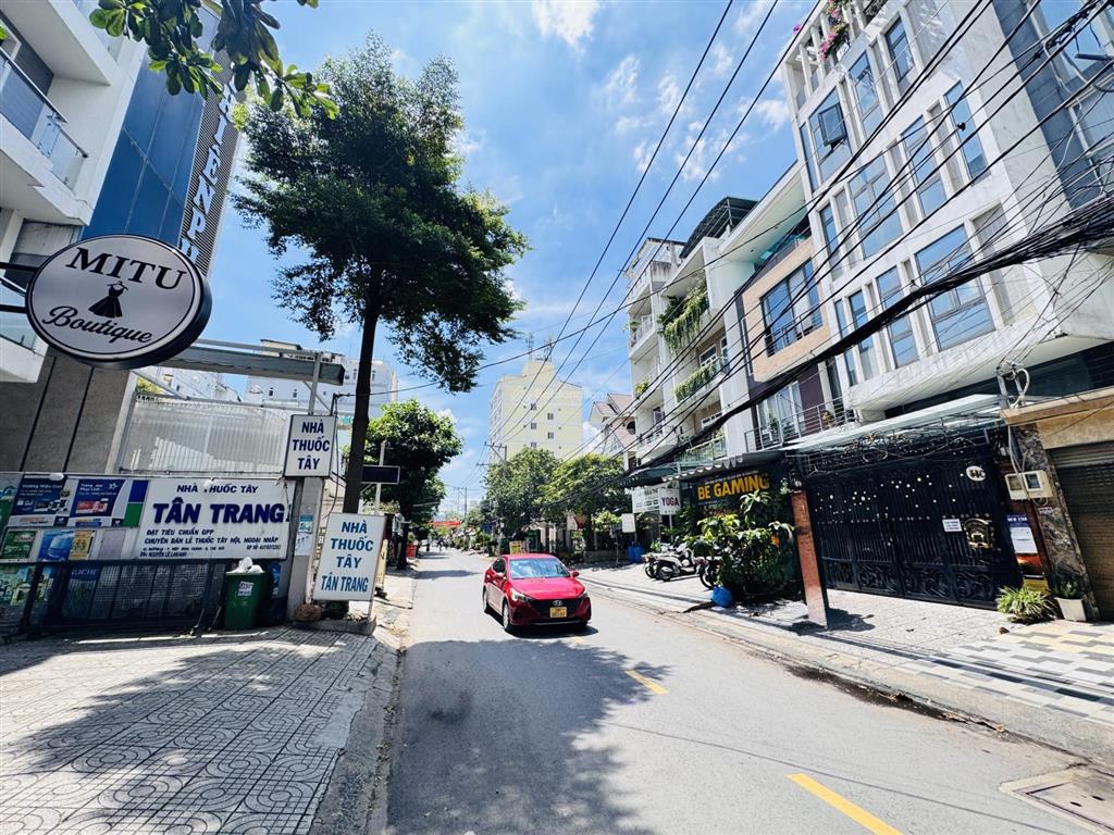 Nhà mặt tiền kinh doanh khu thành uỷ phạm văn đồng ngay gigamall, khu bên sông