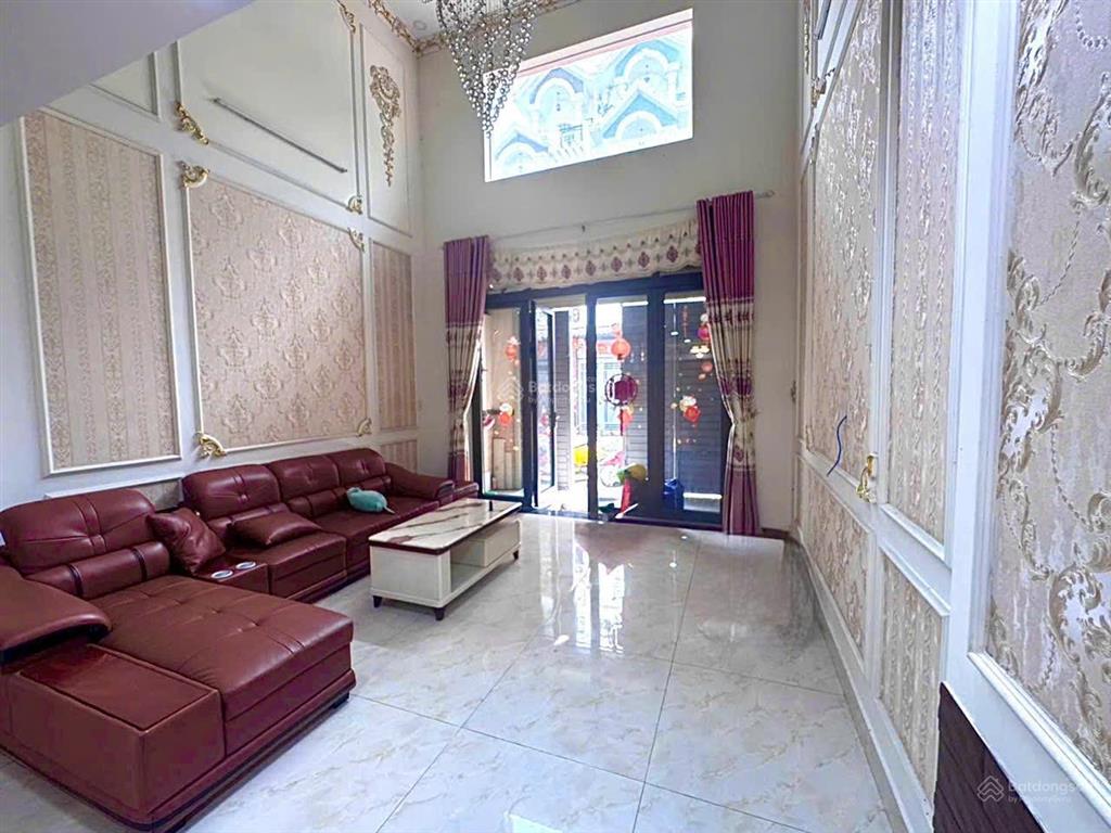 Bán nhà khu đồng bộ cao tầng gần chợ hiệp bình, đối diện gigamall phạm văn đồng, hướng đông nam