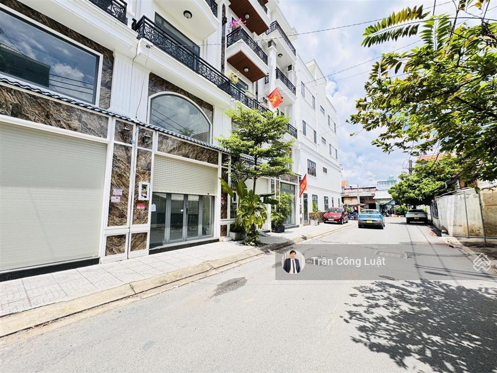Bán nhà mặt tiền đường sau gigamall thủ đức, 4x17m, 1 trệt 1 lửng 3 lầu, sổ hồng riêng