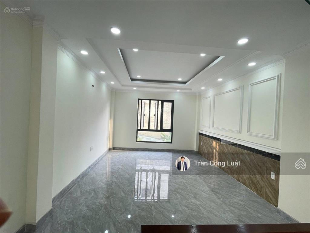 Bán nhà mặt tiền đường sau gigamall thủ đức, 4x17m, 1 trệt 1 lửng 3 lầu, sổ hồng riêng