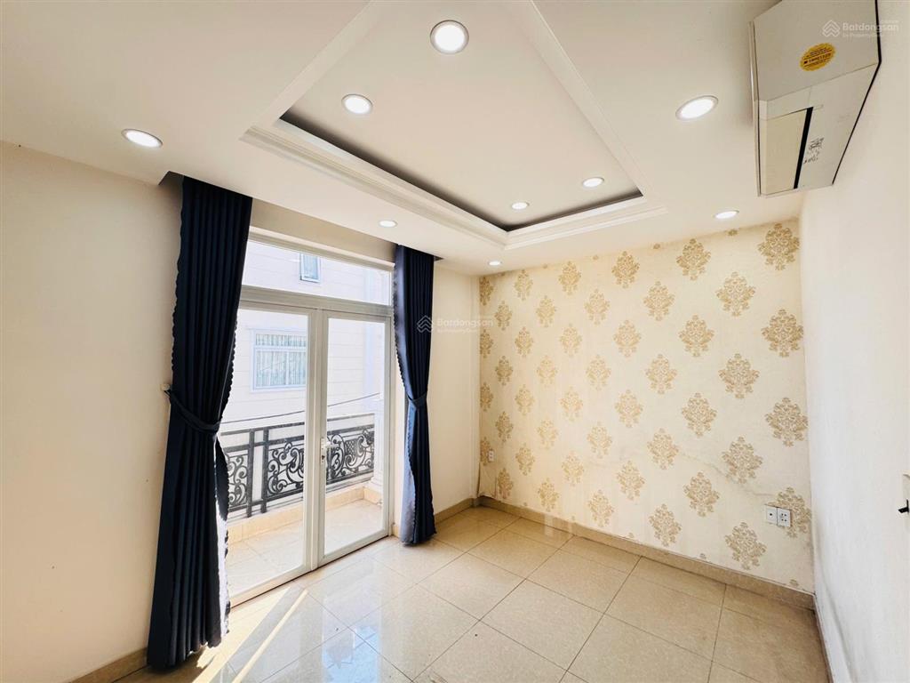 Nhà nguyên căn quốc lộ 13  hẻm ô tô gần trung tâm hành chính hiệp bình, thủ đức  vào ở ngay