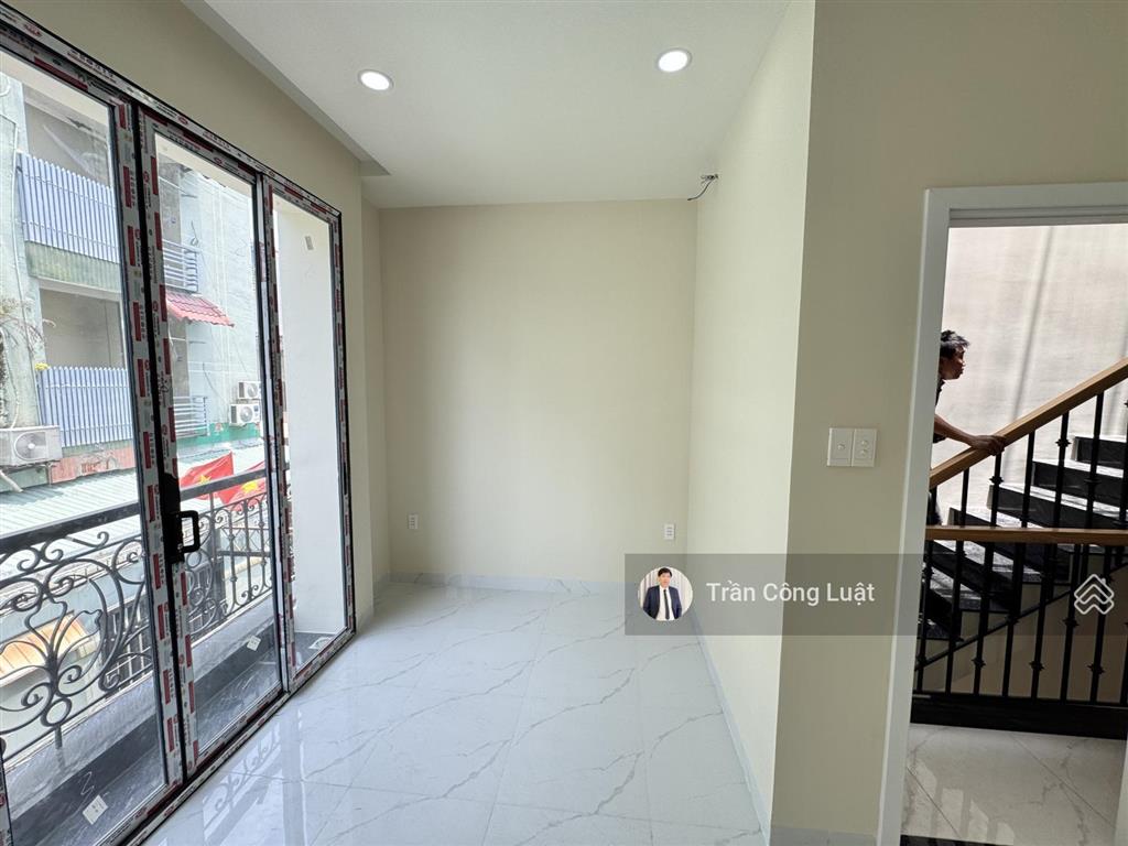 Bán nhà hẻm ô tô quốc lộ 13  thiết kế phong cách châu âu, shr hoàn công. ngang rộng 7,8m