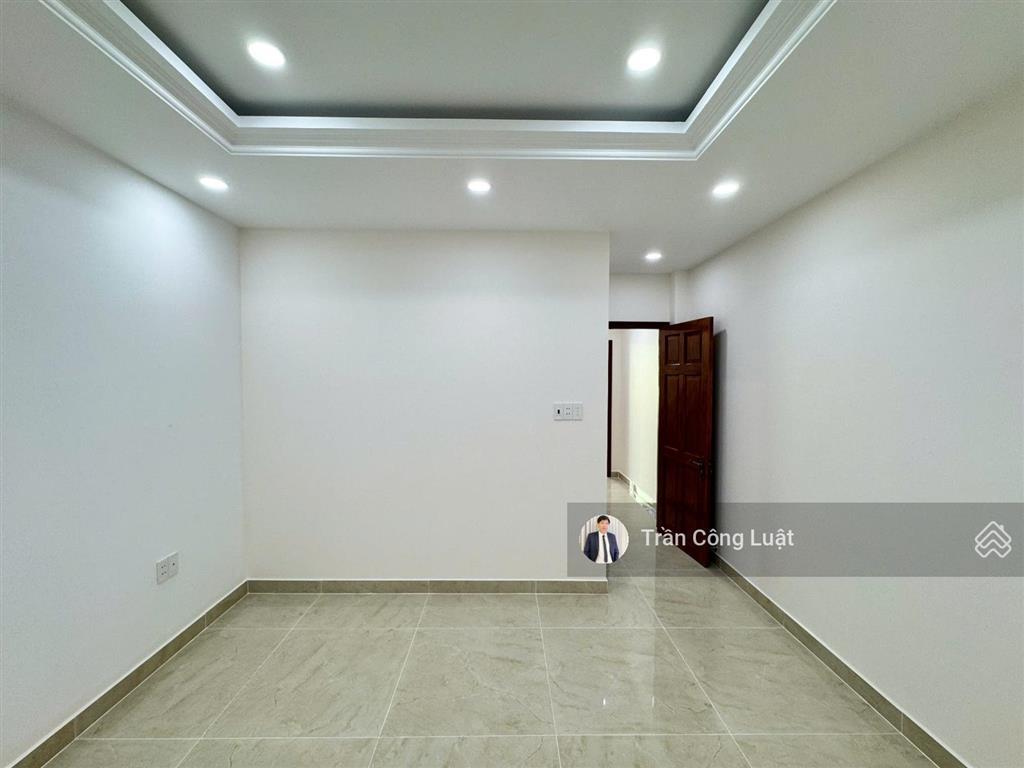Bán nhà quốc lộ 13, thủ đức. view sông thoáng mát gần vạn phúc city, khu đồng bộ an ninh, sổ hồng