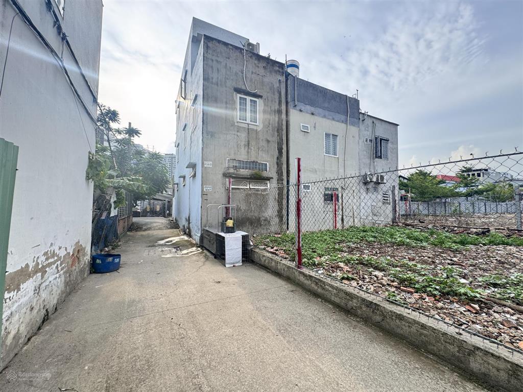 Bán đất hẻm ô tô quốc lộ 13  gần chung cư urban green vạn phúc city. sổ hồng riêng