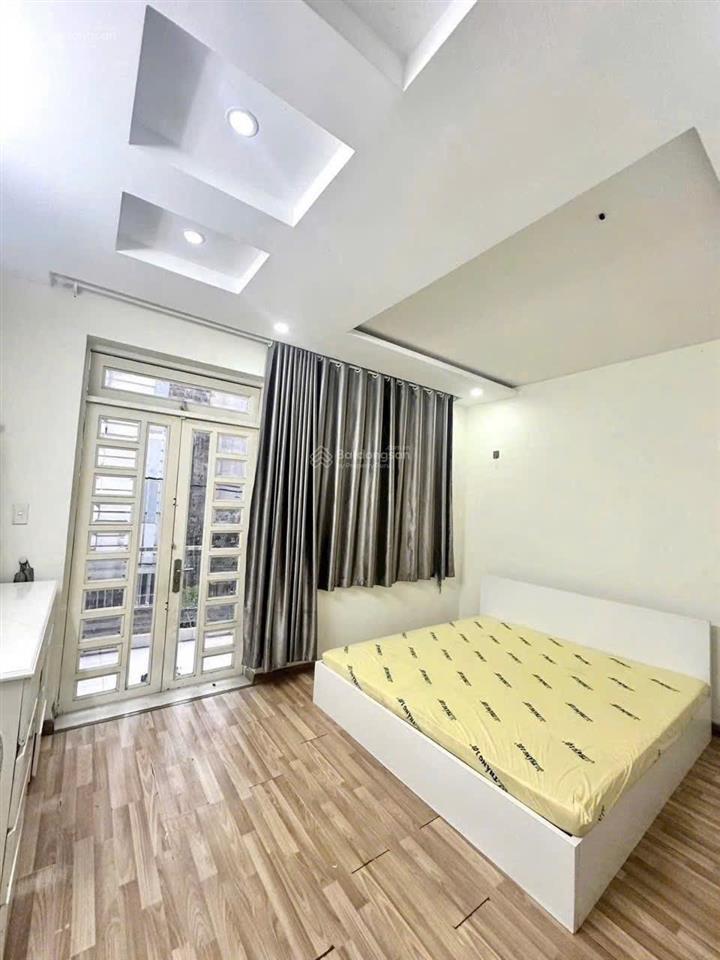 Bán nhà hẻm ô tô gần trường cao đẳng bách khoa sg  mua ở, cho thuê. shr