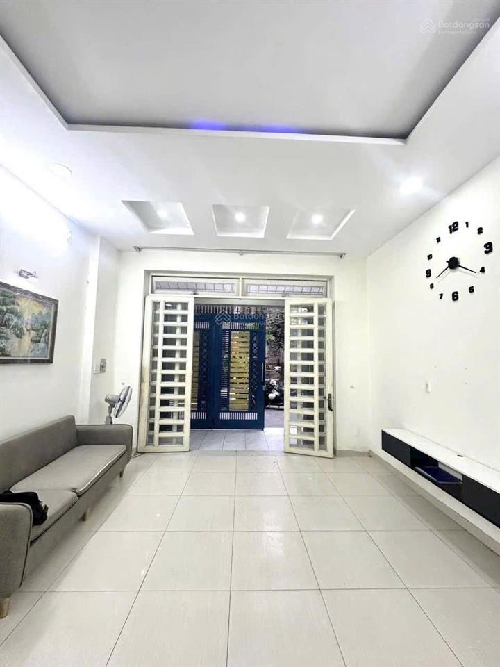 Bán nhà quốc lộ 13  thủ đức gần trường cao đẳng bách khoa sài gòn  hẻm ô tô, shr. 3pn, 3wc
