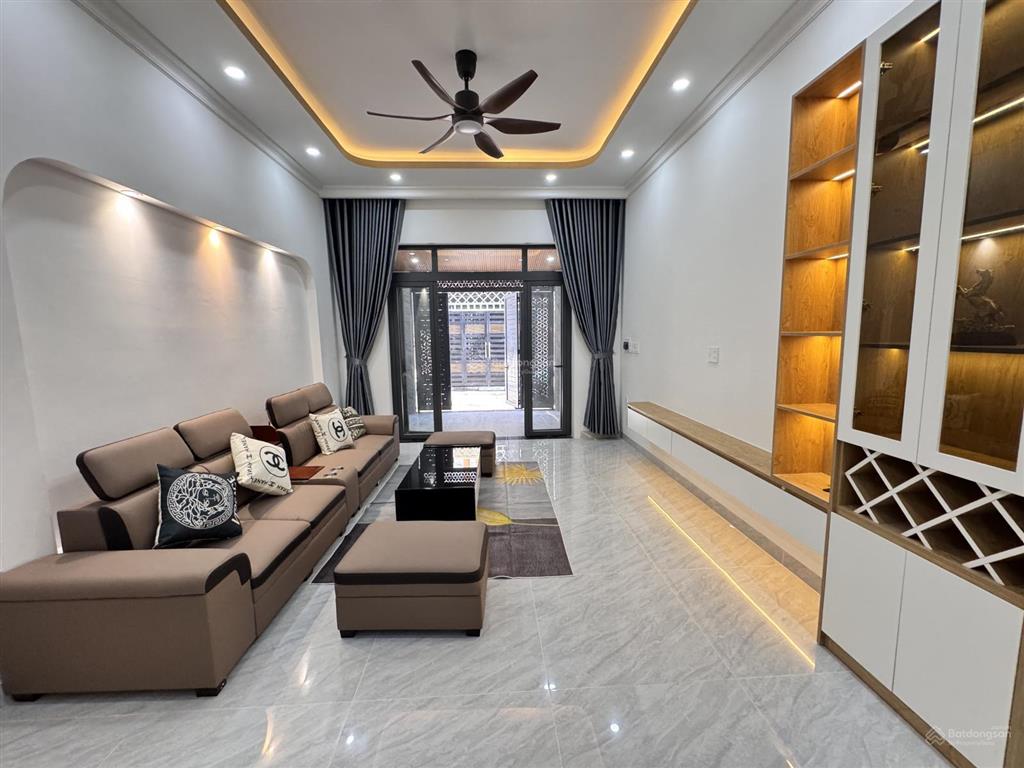 Bán nhà full nội thất gần chợ hiệp bình  gigamall phạm văn đồng  hướng đông nam, shr