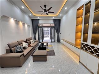 Bán nhà full nội thất gần chợ hiệp bình  gigamall phạm văn đồng  hướng đông nam, shr