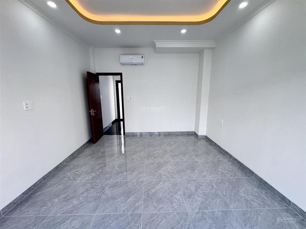 Bán nhà full nội thất gần chợ hiệp bình  gigamall phạm văn đồng  hướng đông nam, shr