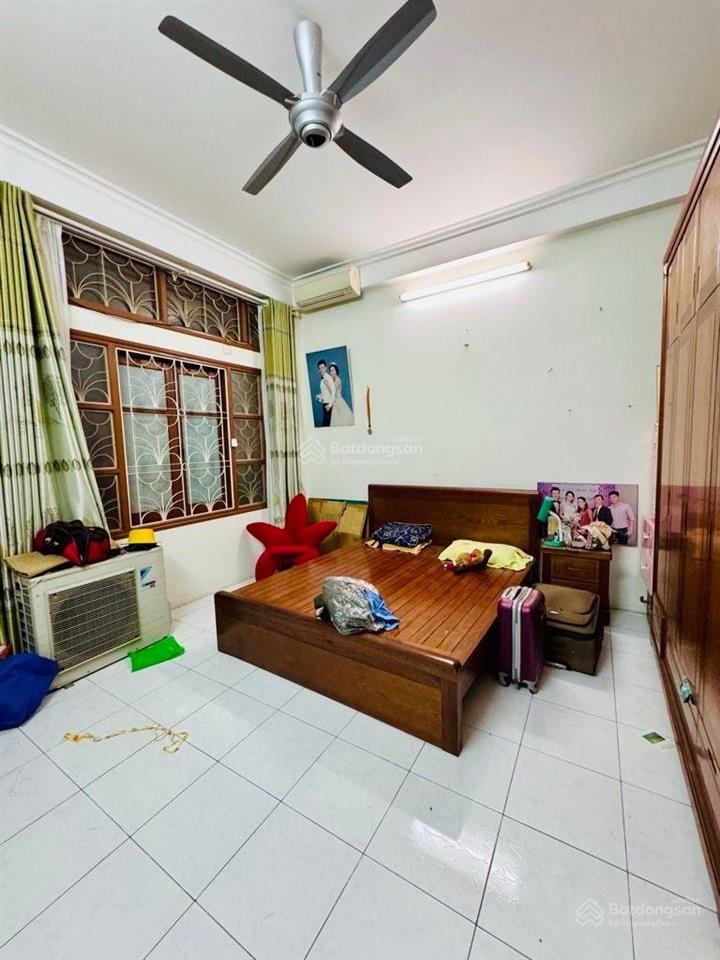 Víp nhà phân lô phố vọng, 50m2, 6 tầng, 25,x tỷ , vỉa hè rộng, gara ô tô, kinh doanh.