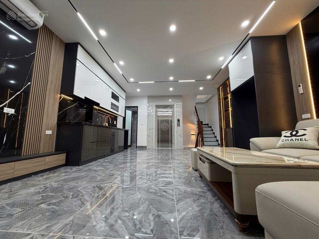 Mặt phố hoàng mai gần hồ đền lừ, 50m, 6 tầng, mt 5m, thang máy xịn, full nội thất cao cấp doanh,